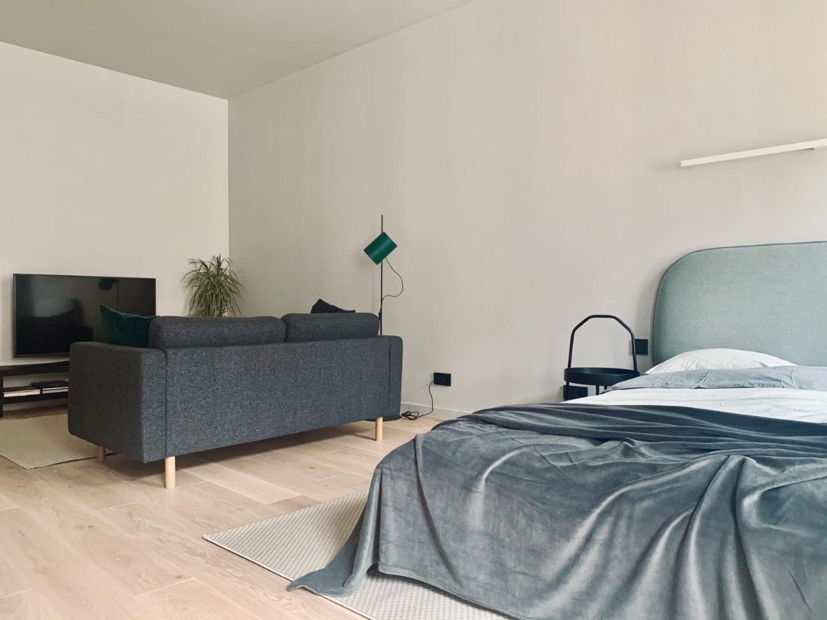 Stylish New Apartment In Riga Old Town - City Centre, Self Check-In, Walkable To Major Attractions Luaran gambar